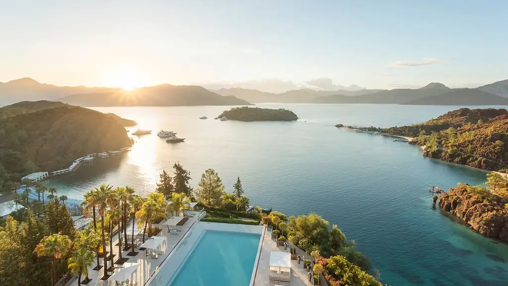 D Maris Bay