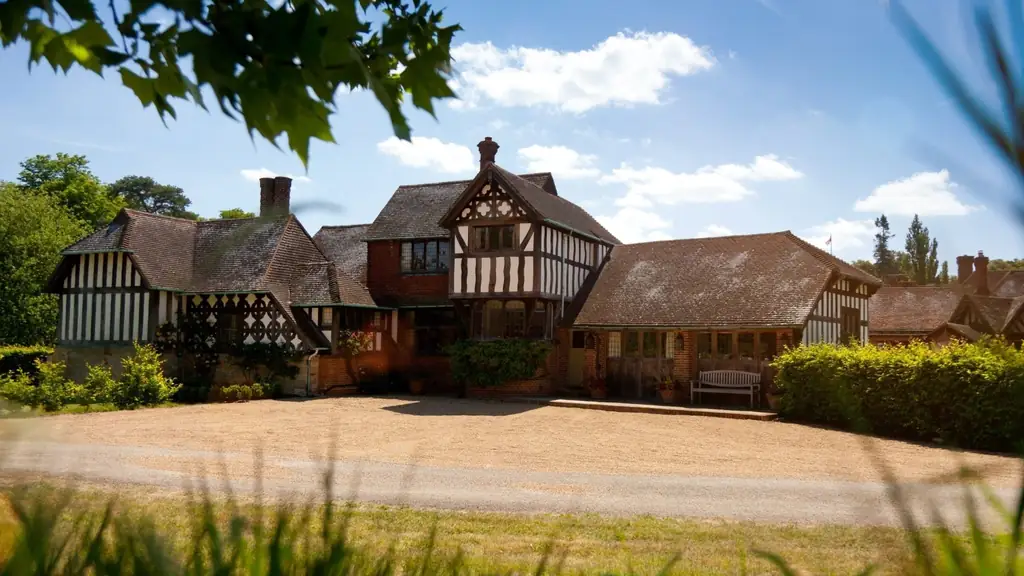 Hever Castle — Medley Court & B&B